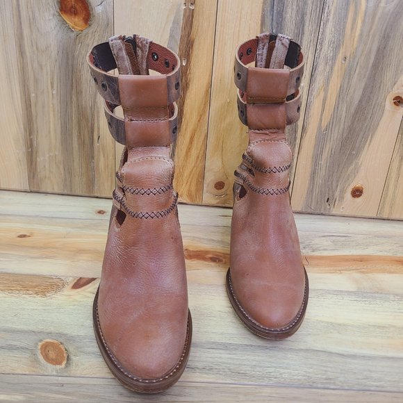 Corral Heritage Distressed  Leather Buckle Strap Western Gladiator Booties - Picture 4 of 9